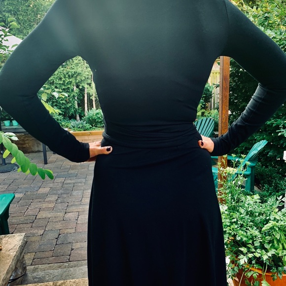 Banana republic wrap dress. - Picture 4 of 4